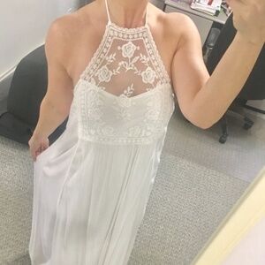 Abercrombie & Fitch White Lace Halter Maxi dress size Medium